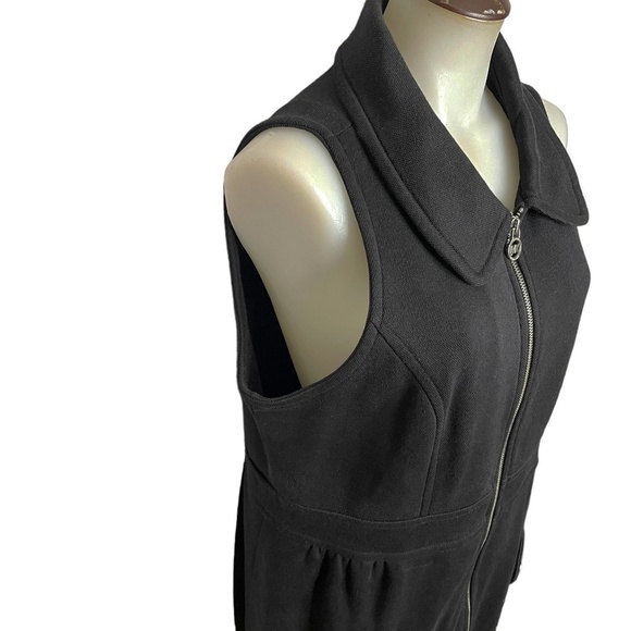 Michael Kors Black Sleeveless Zip Front Dress 🖤 - Picture 3 of 10